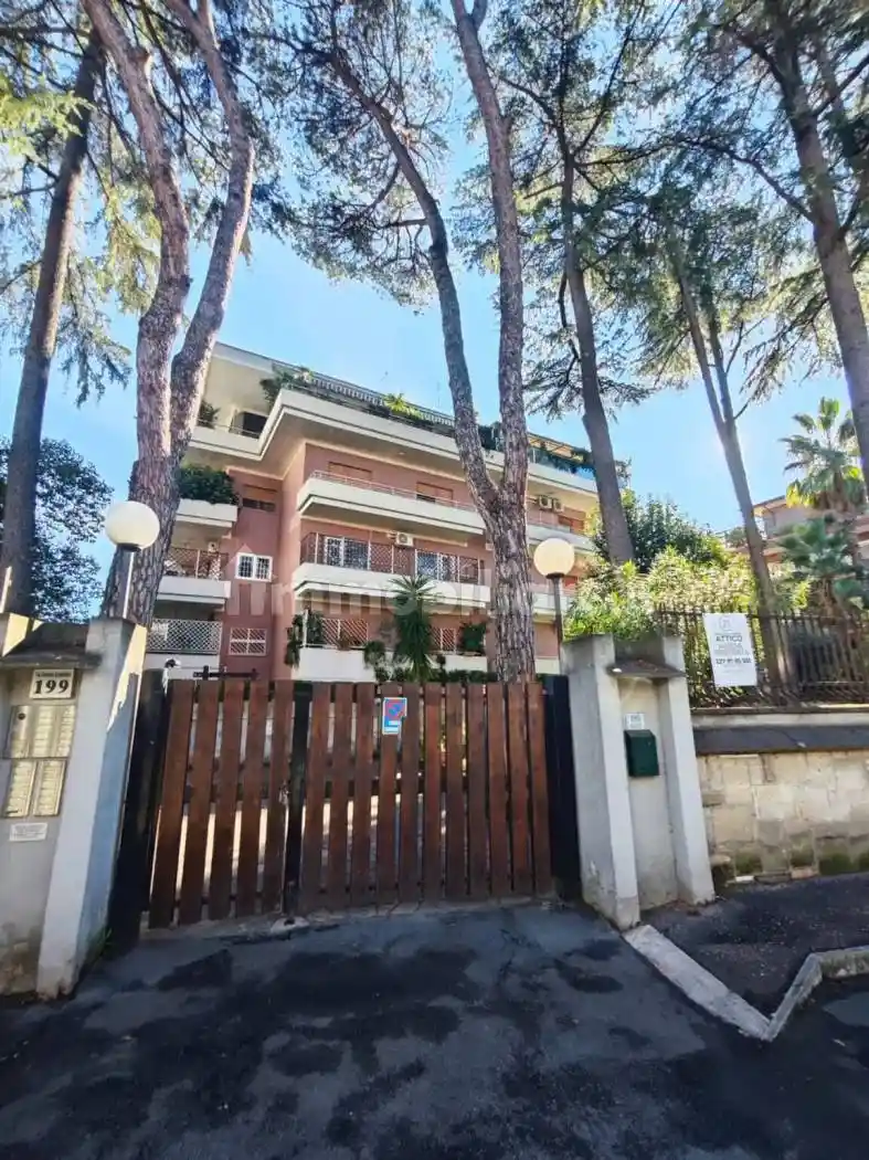 Appartamento in vendita a Roma