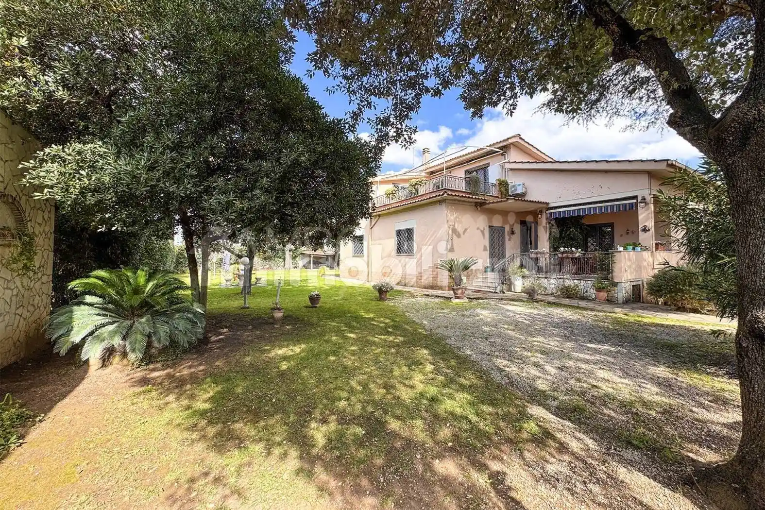 Villa in vendita a Roma