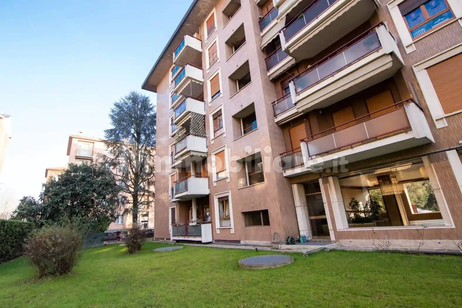 Appartamento in vendita a Monza