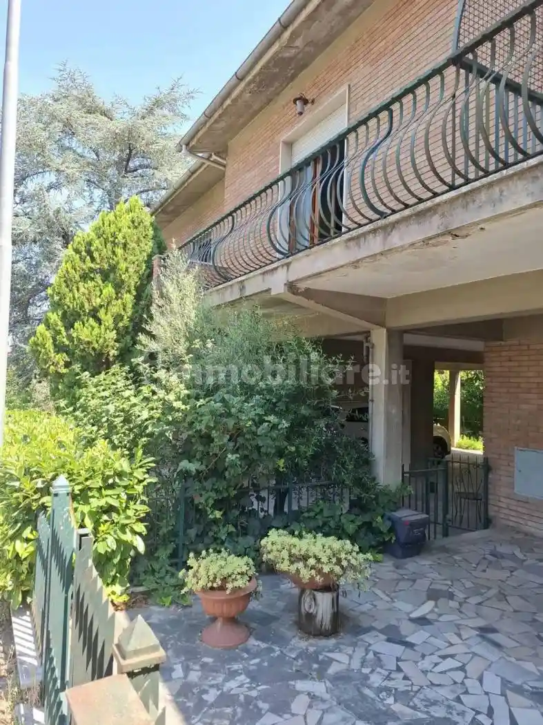 Villa in vendita a Poggibonsi