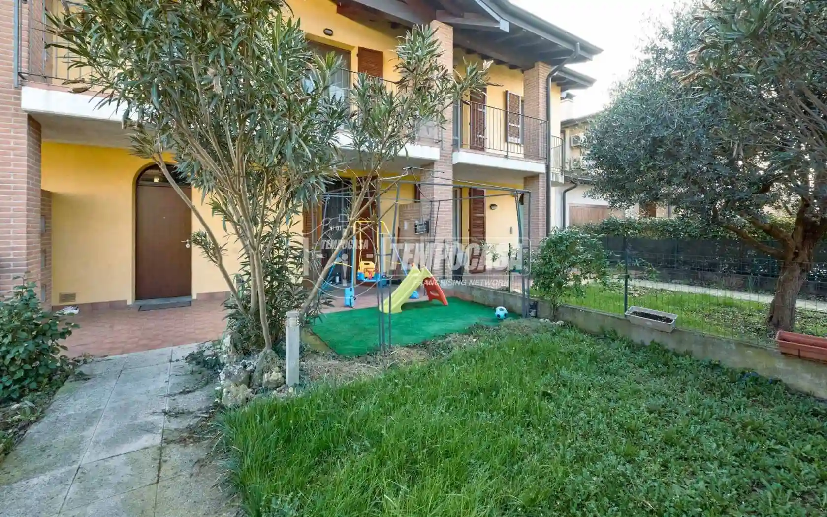 Villetta a schiera - foto 2