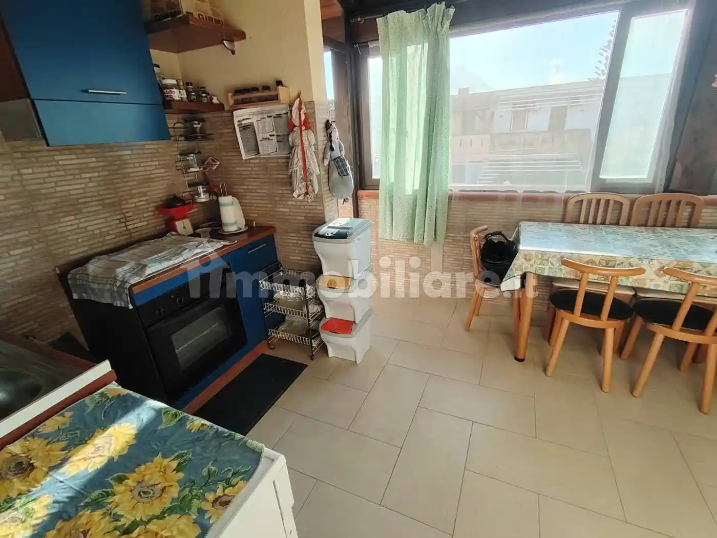 Appartamento in vendita a Campofelice di Roccella