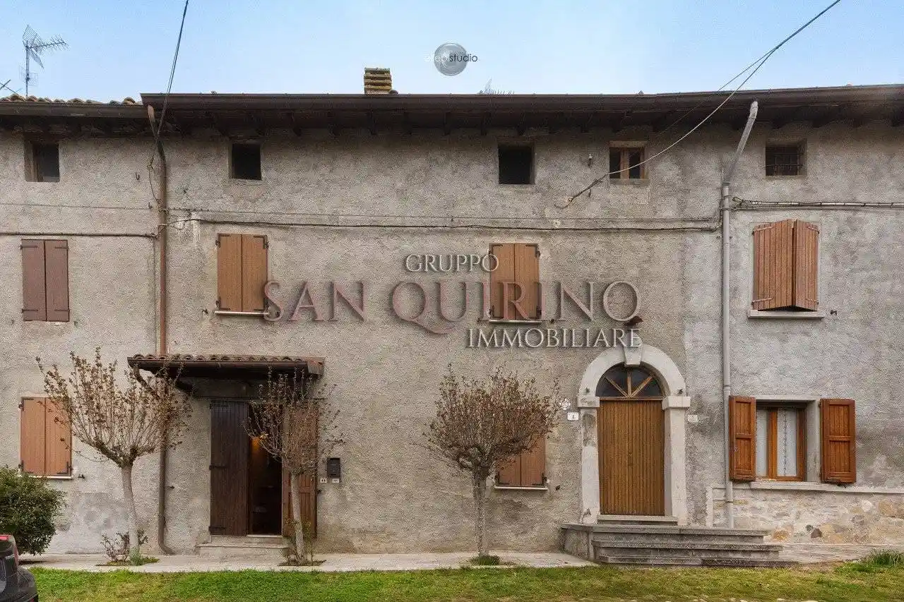 Appartamento in vendita a Baiso