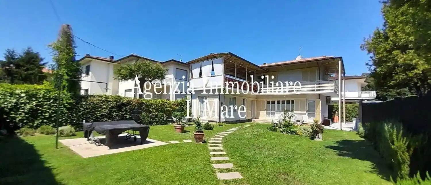 Villa in affitto a Pietrasanta