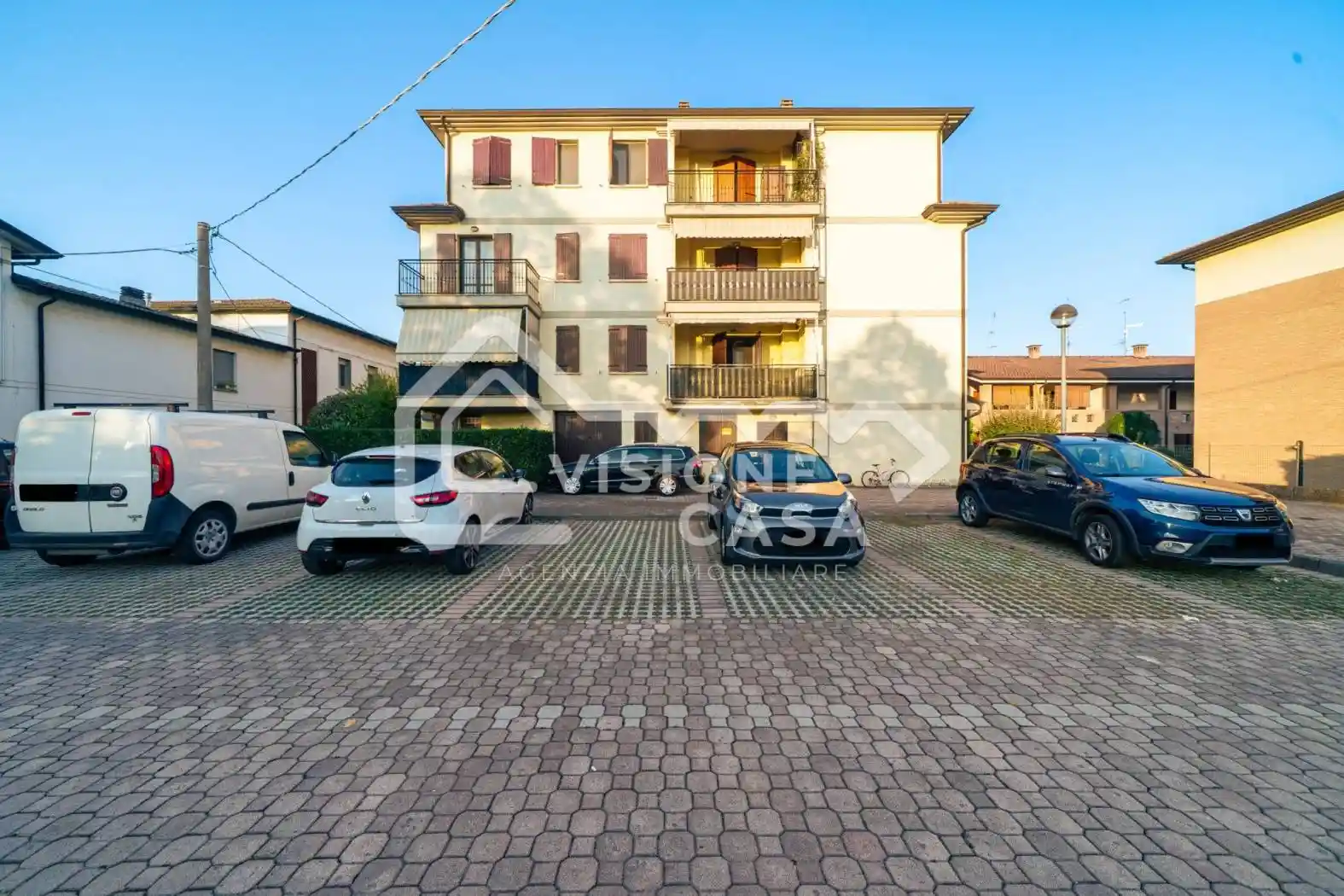 Appartamento in vendita a Castelnovo di Sotto