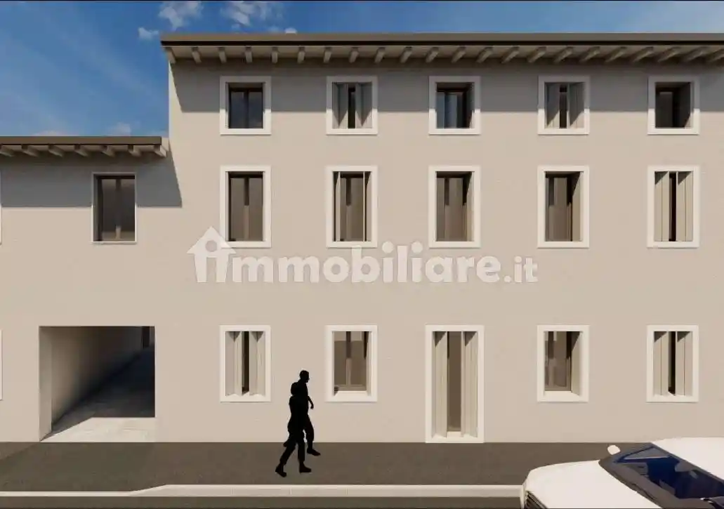 Casa indipendente in vendita a Verona