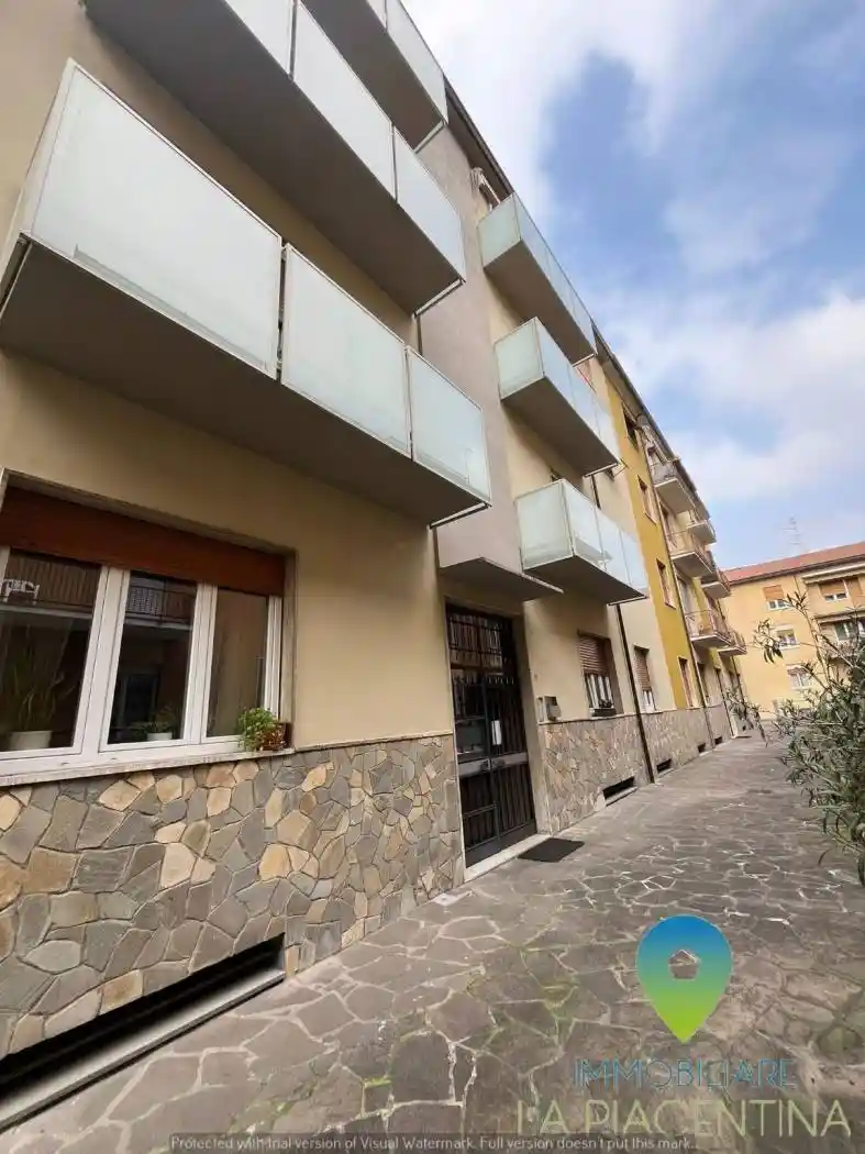 Appartamento in vendita a Piacenza