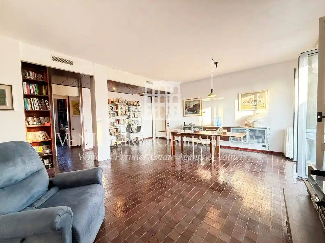 Appartamento in vendita a Venezia