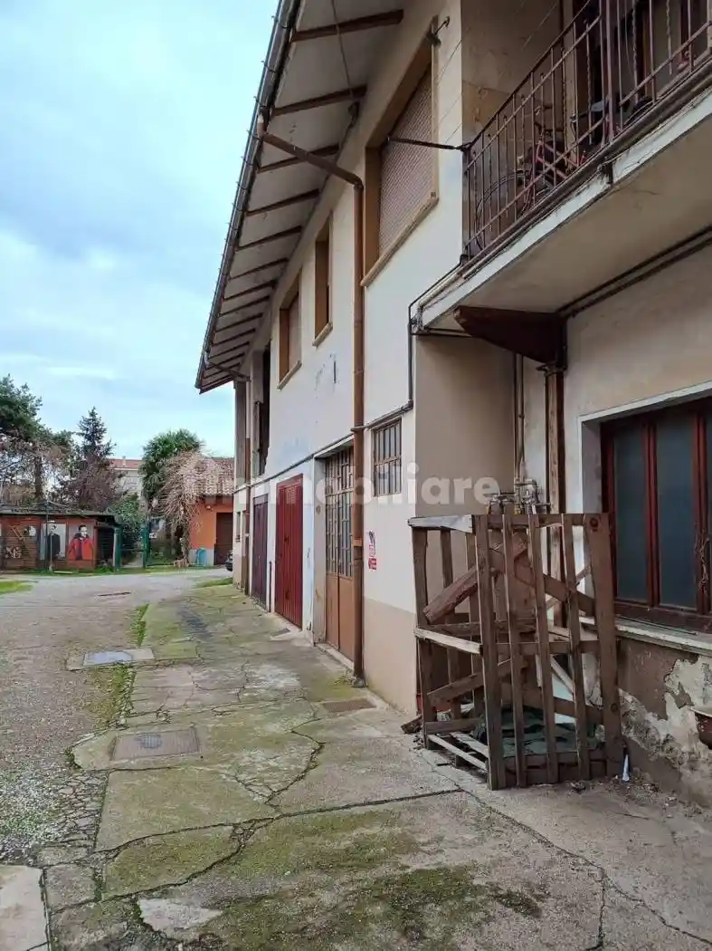 Rustico - Casale in vendita a Mozzate