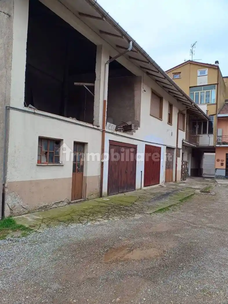 Rustico - Casale in vendita a Mozzate