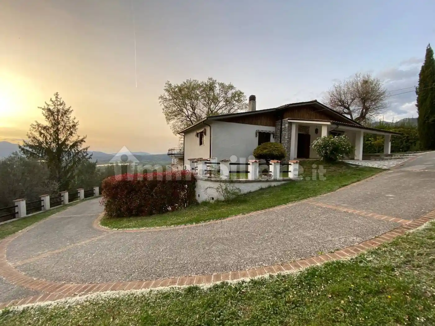 Villa in vendita a Cantalice