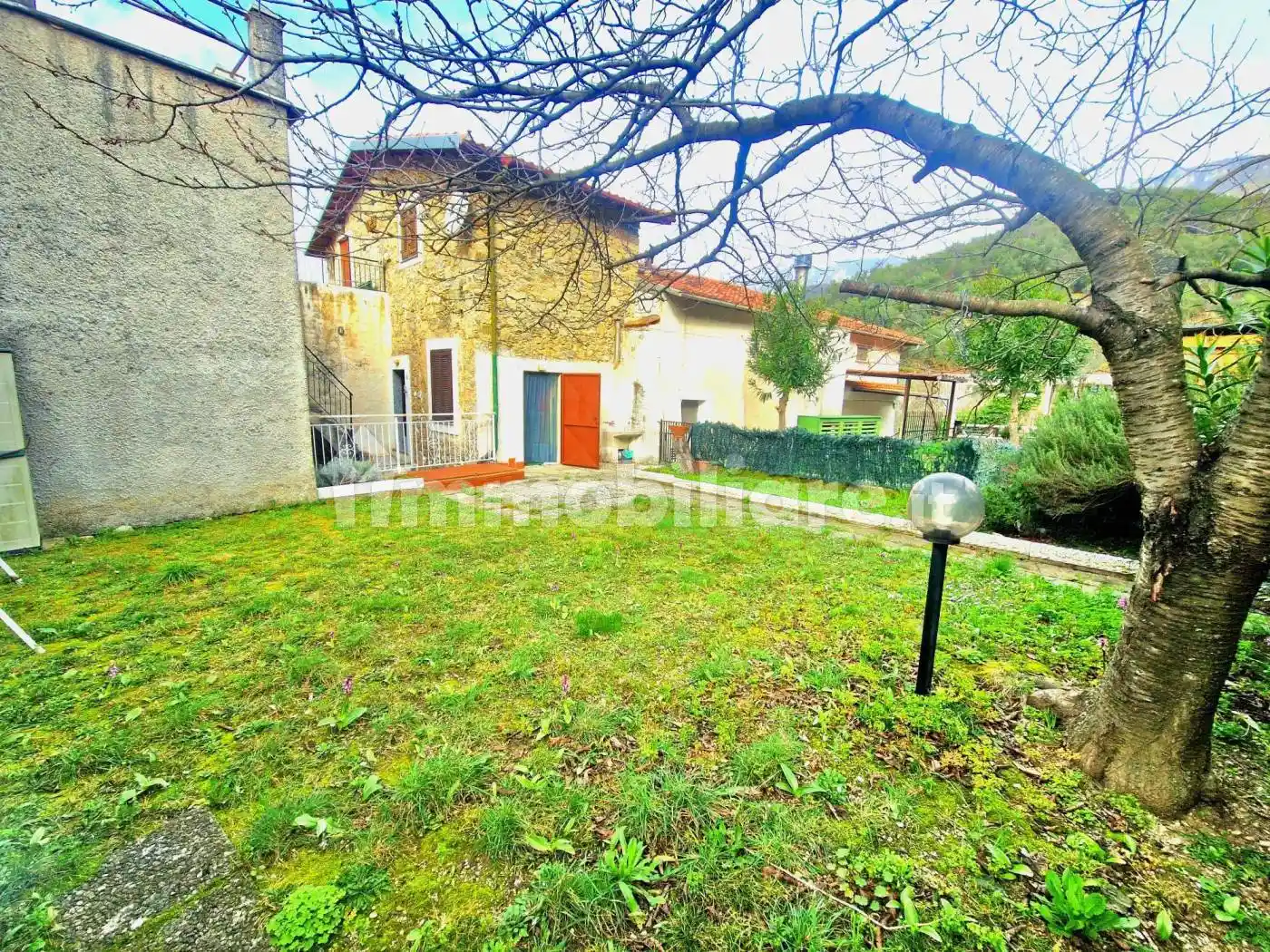 Appartamento in vendita a Castelbianco