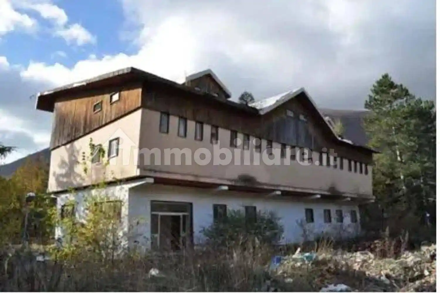 Palazzo - Stabile in vendita a Roccaraso