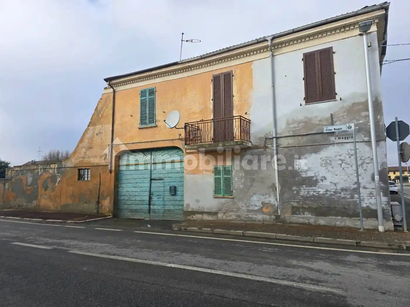 Rustico - Casale in vendita a Pezzana