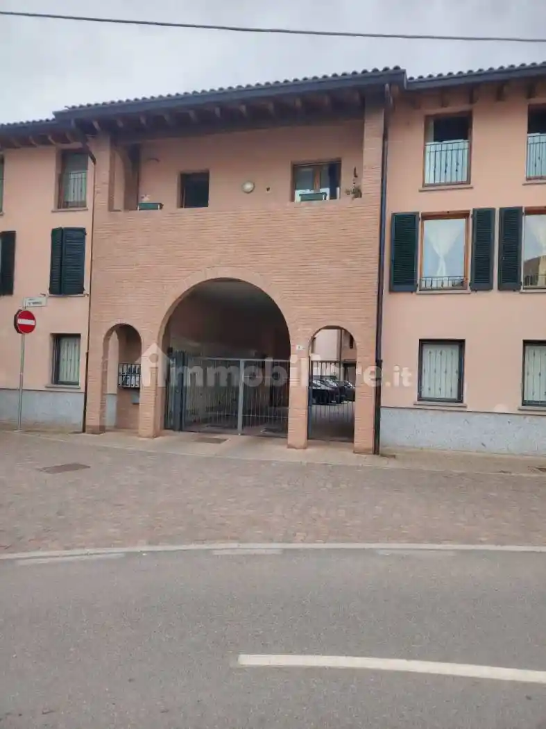 Appartamento in vendita a Binago