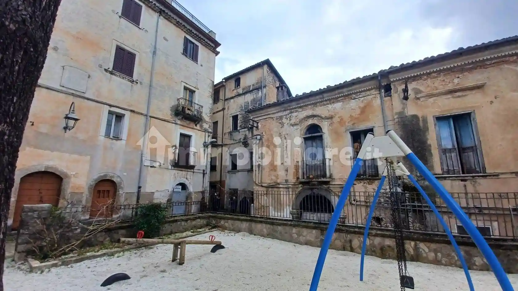 Appartamento in vendita a Vallecorsa