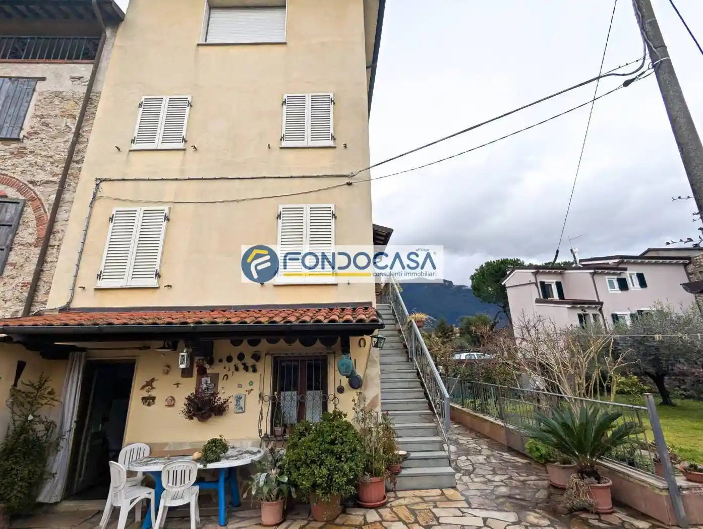 Casa indipendente in vendita a Camaiore
