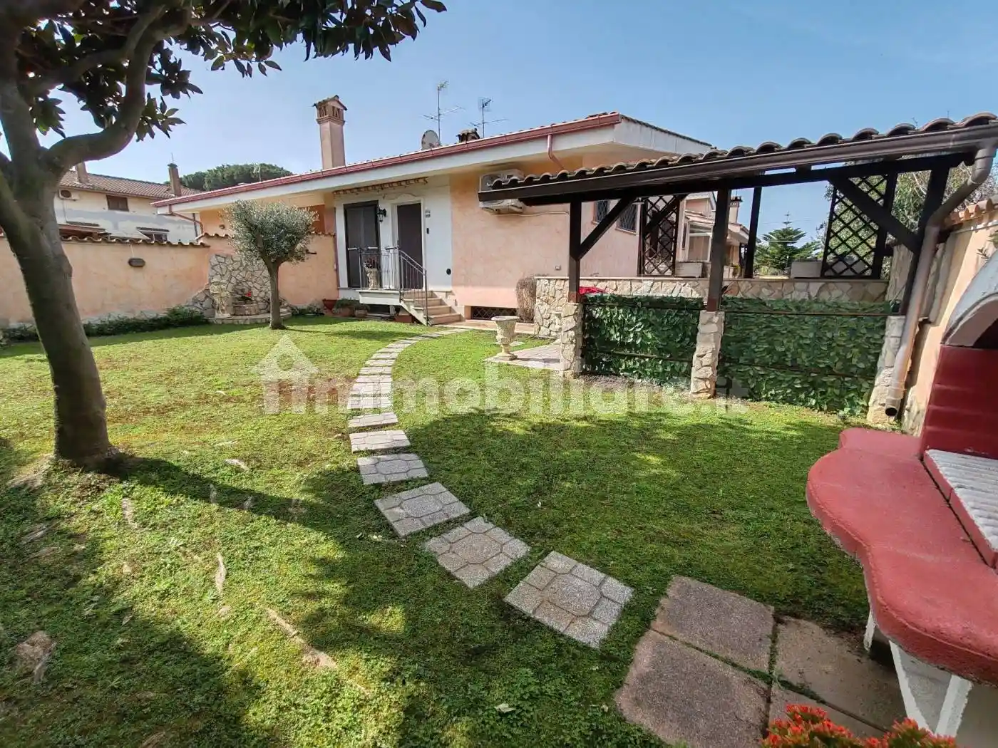 Villa in vendita a Ardea