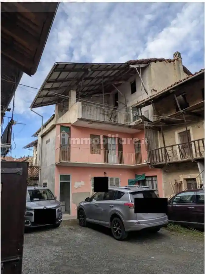 Casa indipendente in vendita a Piverone