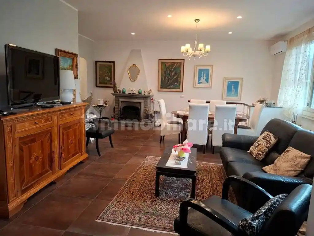 Villa in affitto a Prato