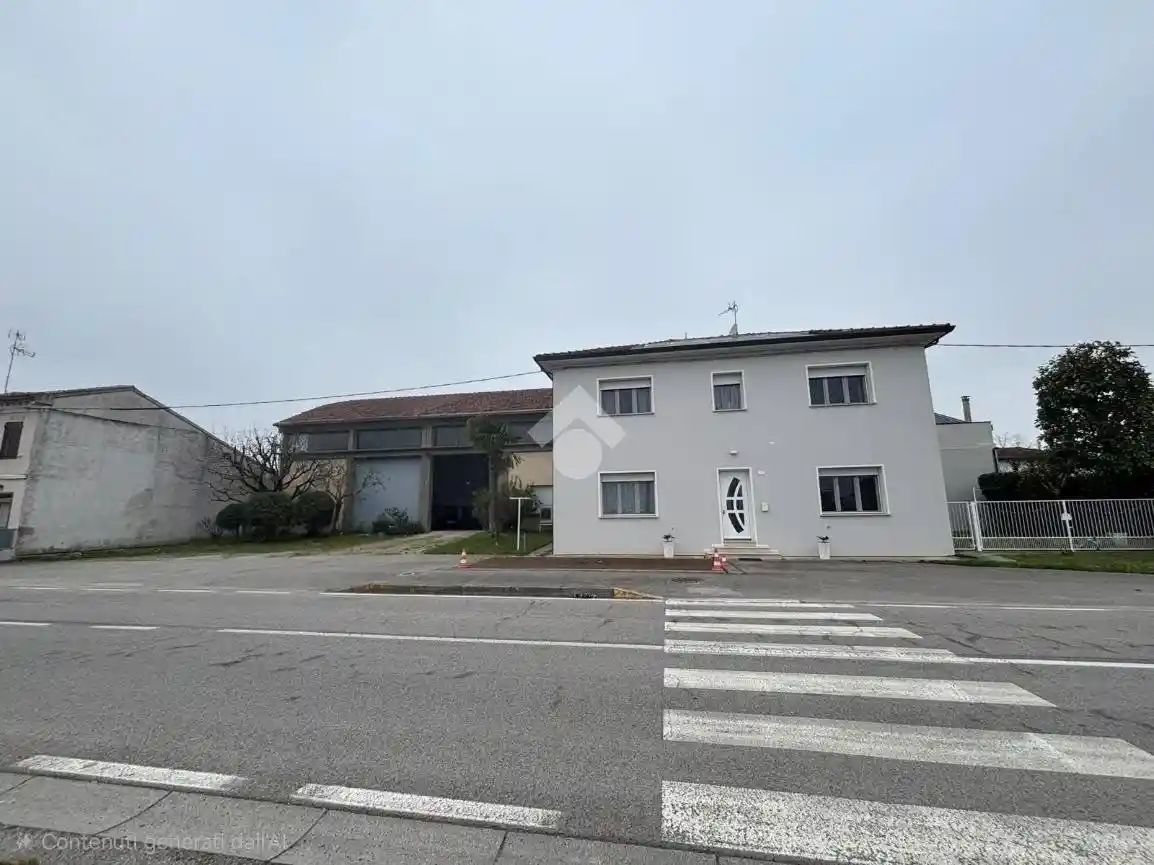 Villa in vendita a Ravenna