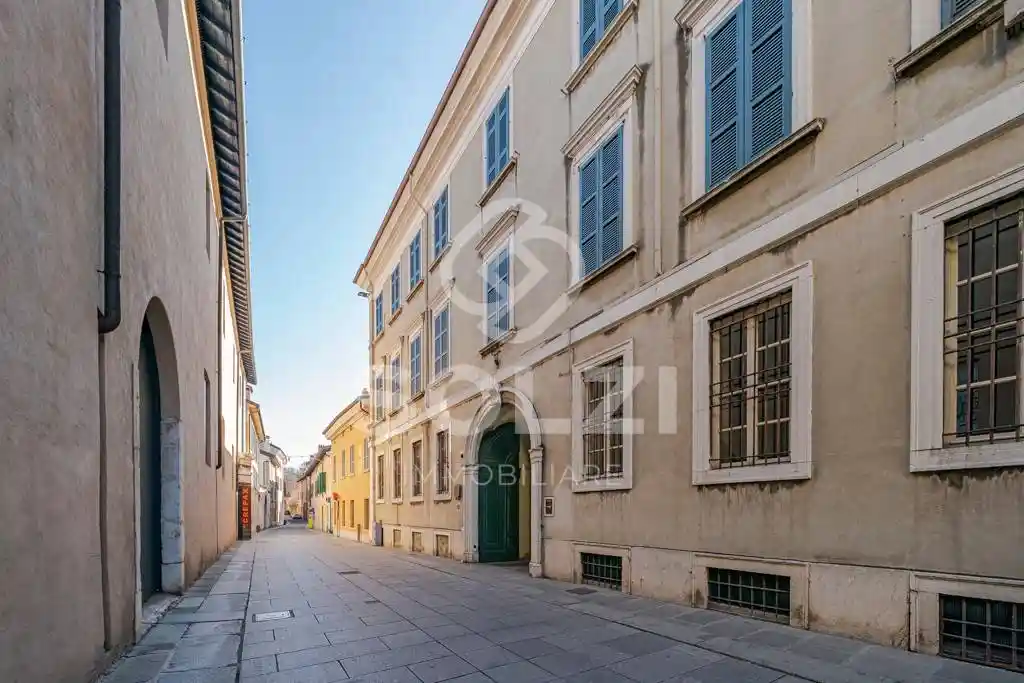 Appartamento in vendita a Brescia