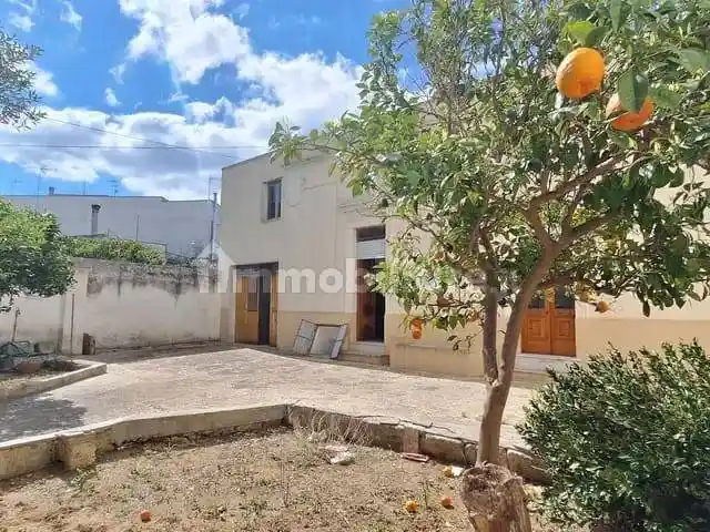 Casa indipendente in vendita a Veglie