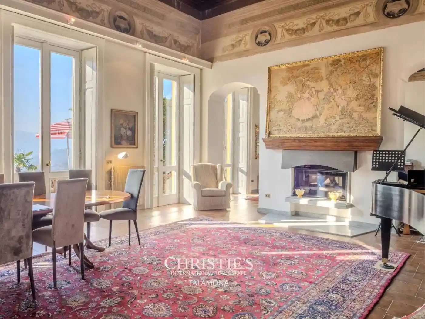 Villa in vendita a Besozzo