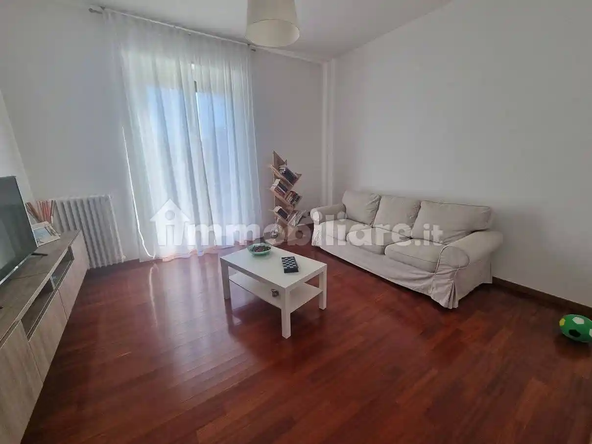 Appartamento in vendita a Limbiate