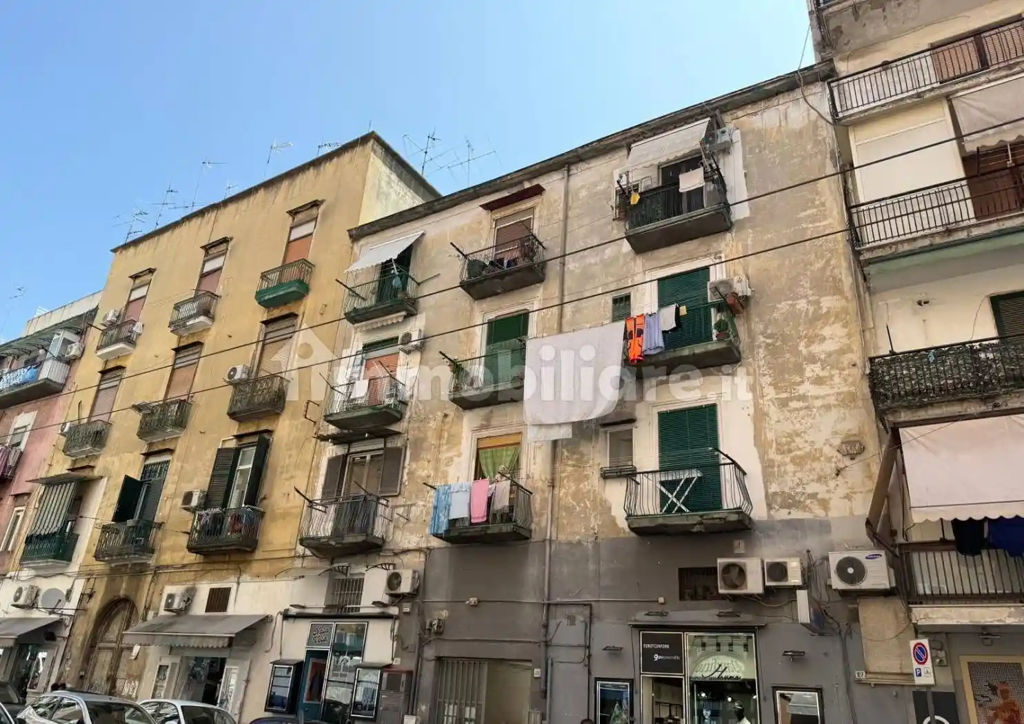 Appartamento in vendita a Napoli