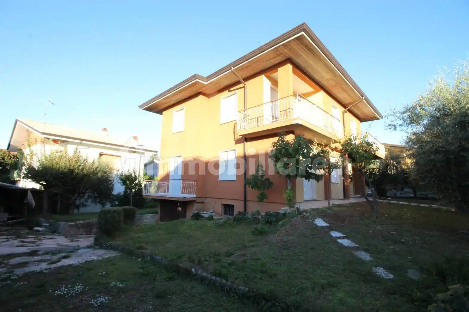 Villa in vendita a Desenzano del Garda