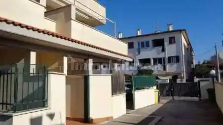 Appartamento in vendita a Pomezia