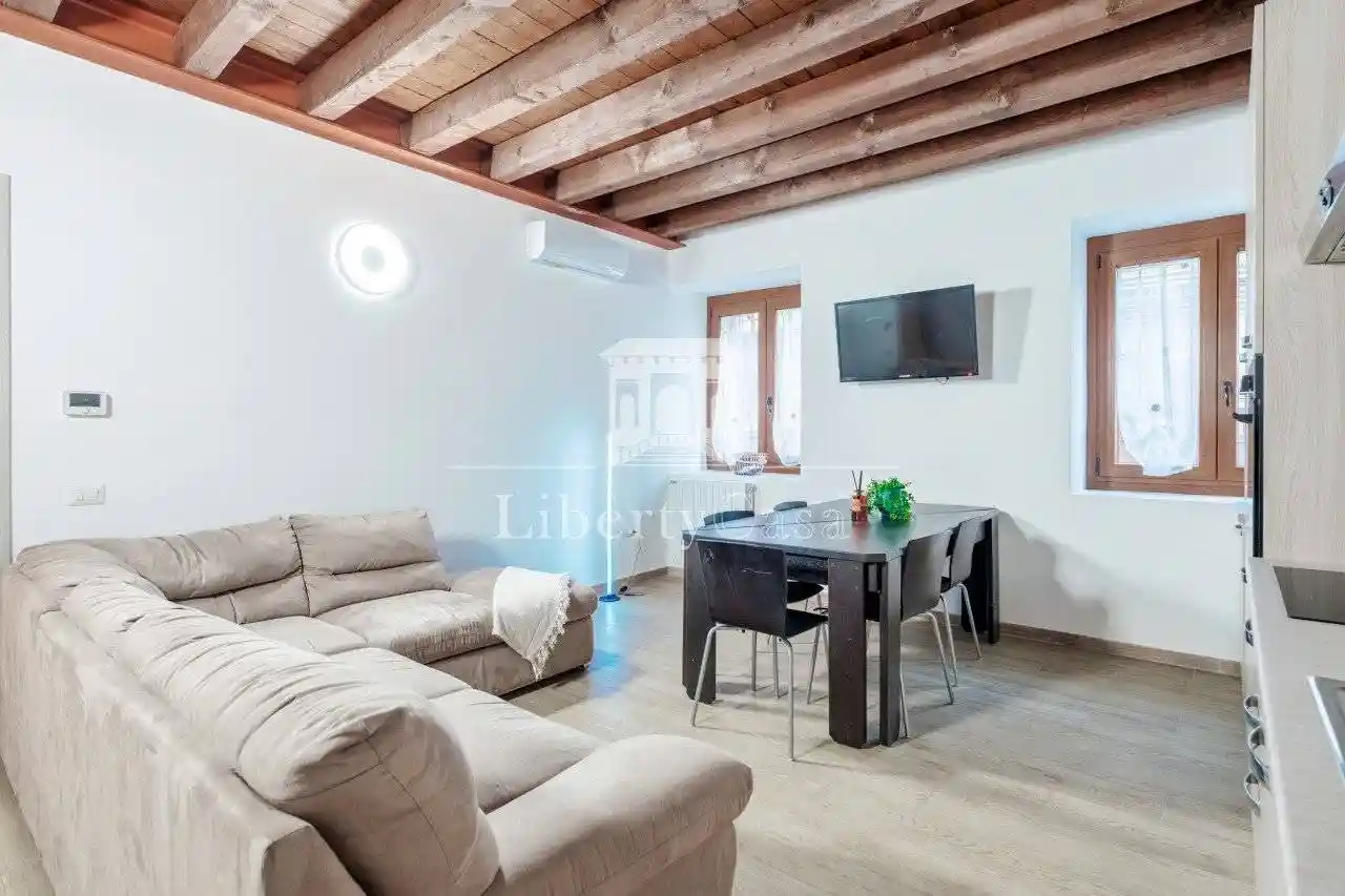 Appartamento in vendita a Padenghe sul Garda