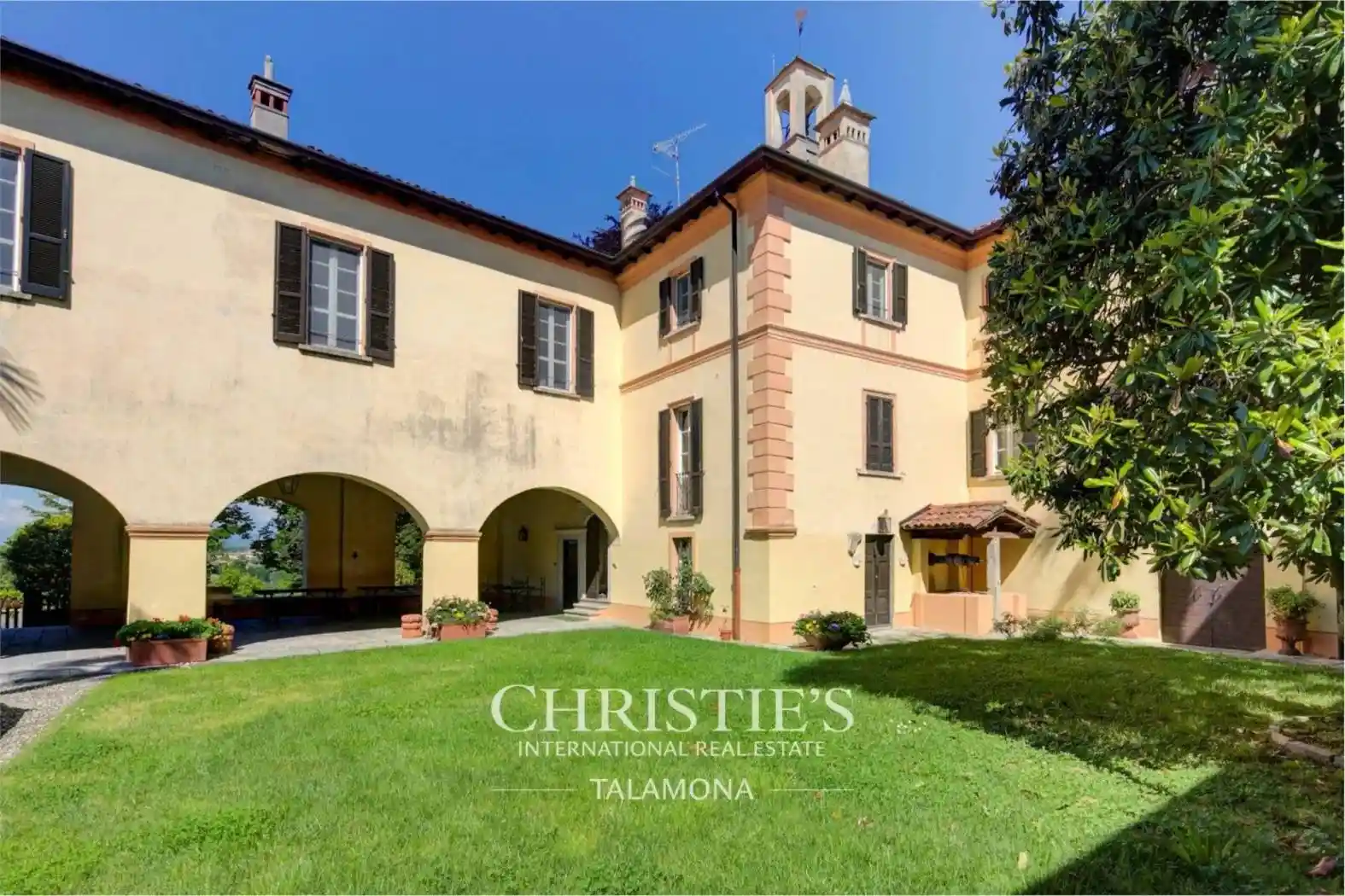 Palazzo - Edificio in vendita a Gattico-Veruno