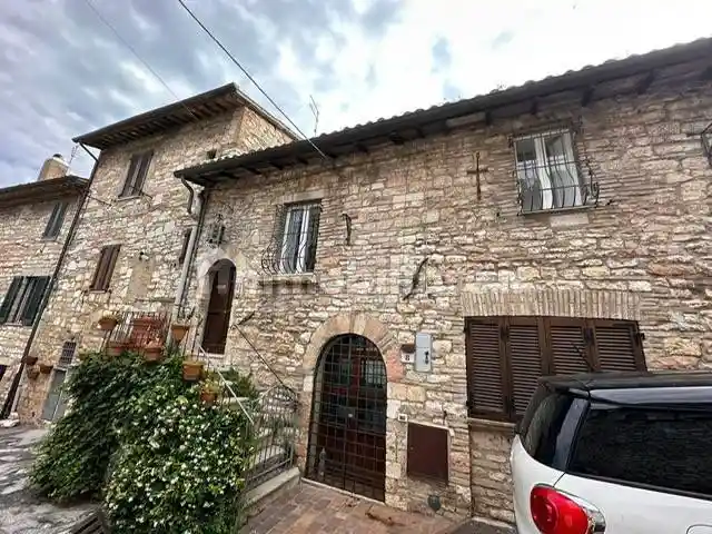 Appartamento in vendita a Assisi