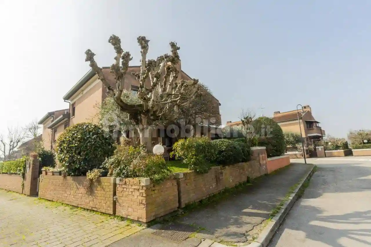 Villetta a schiera - foto 2