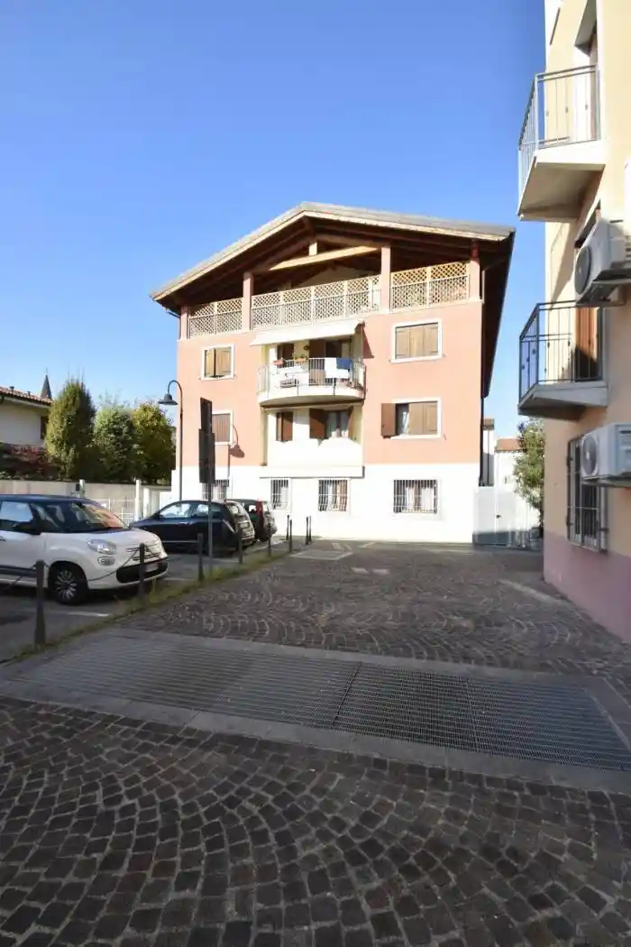 Appartamento in vendita a Bussolengo