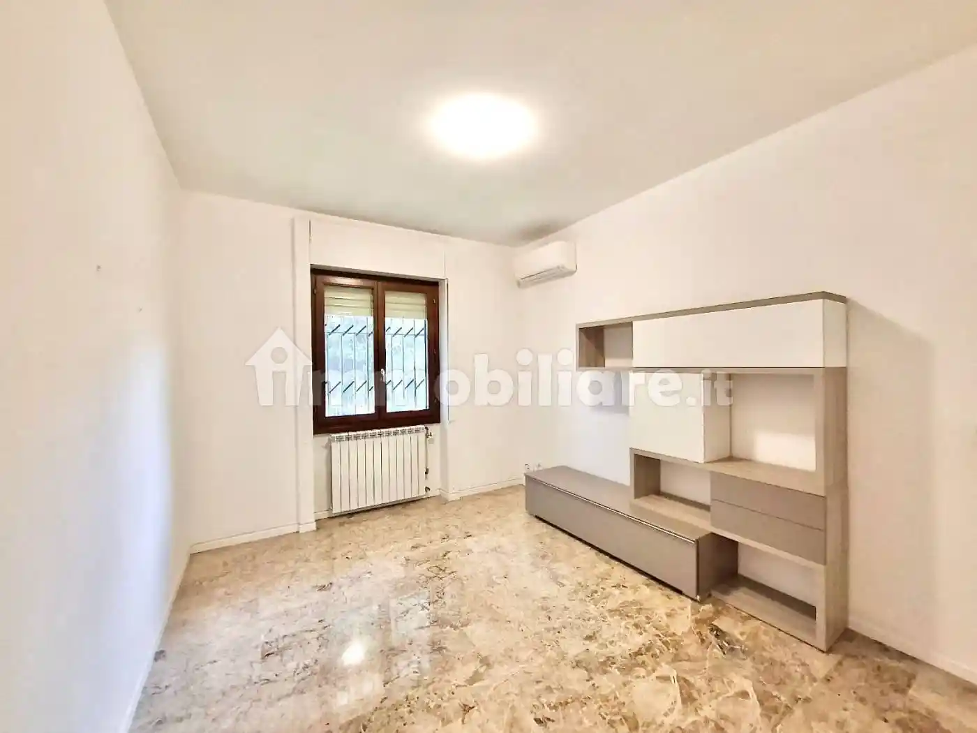 Appartamento in affitto a Rho