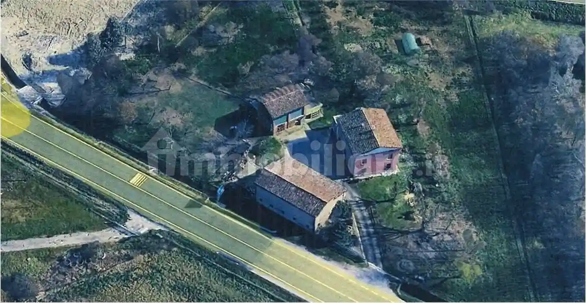 Rustico - Casale in vendita a Modena