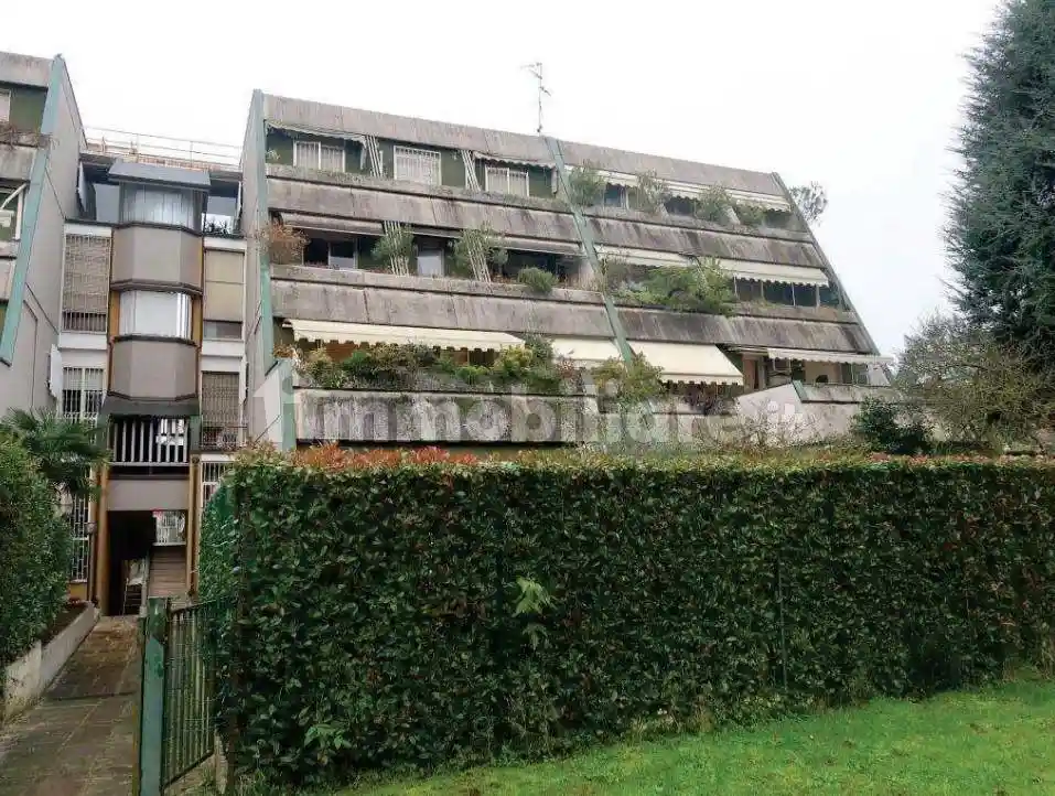 Appartamento in vendita a Rho