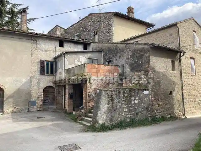 Casa indipendente in vendita a Colle di Val d'Elsa