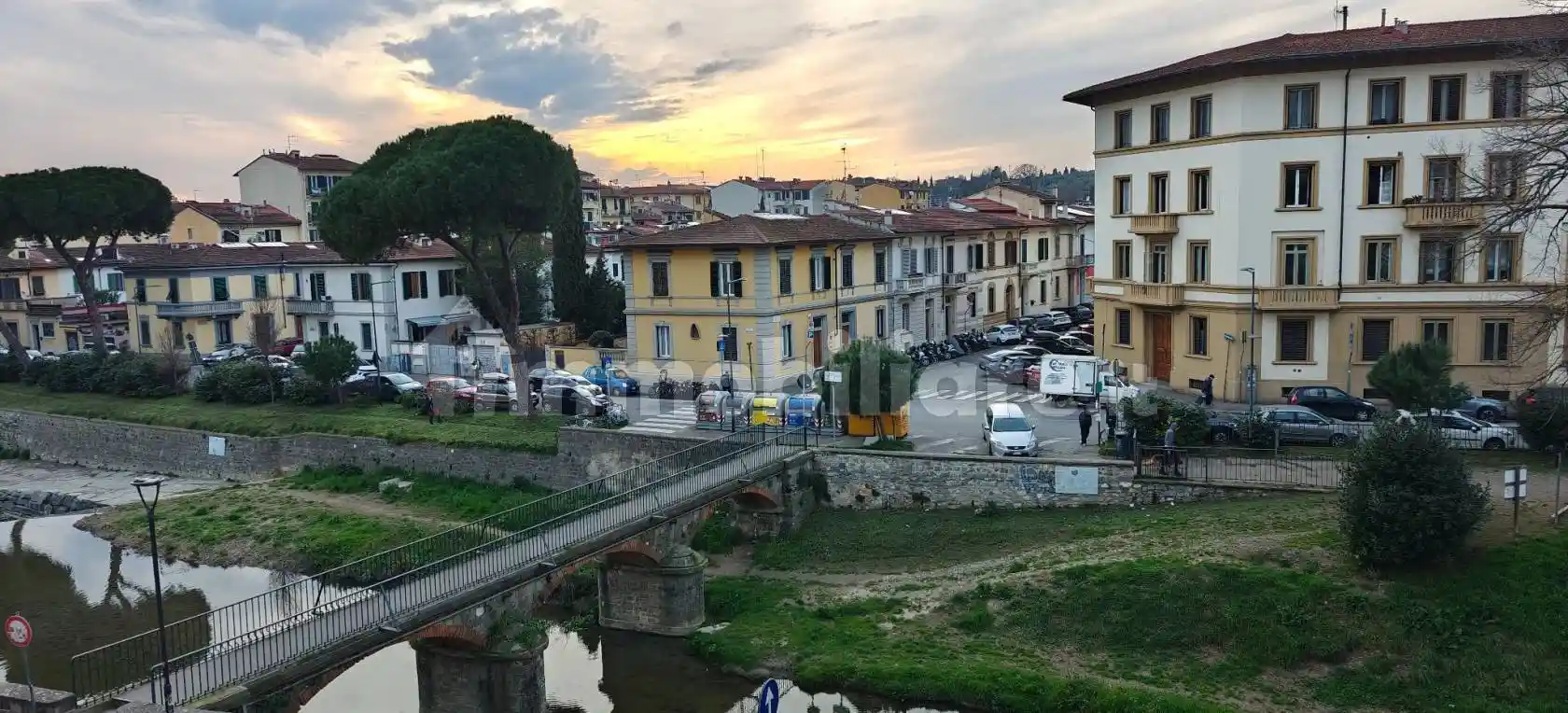 Appartamento in vendita a Firenze