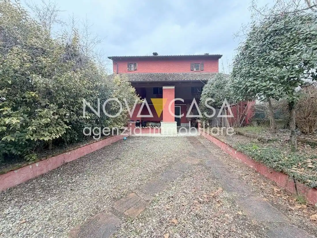 Rustico - Casale in vendita a Crema