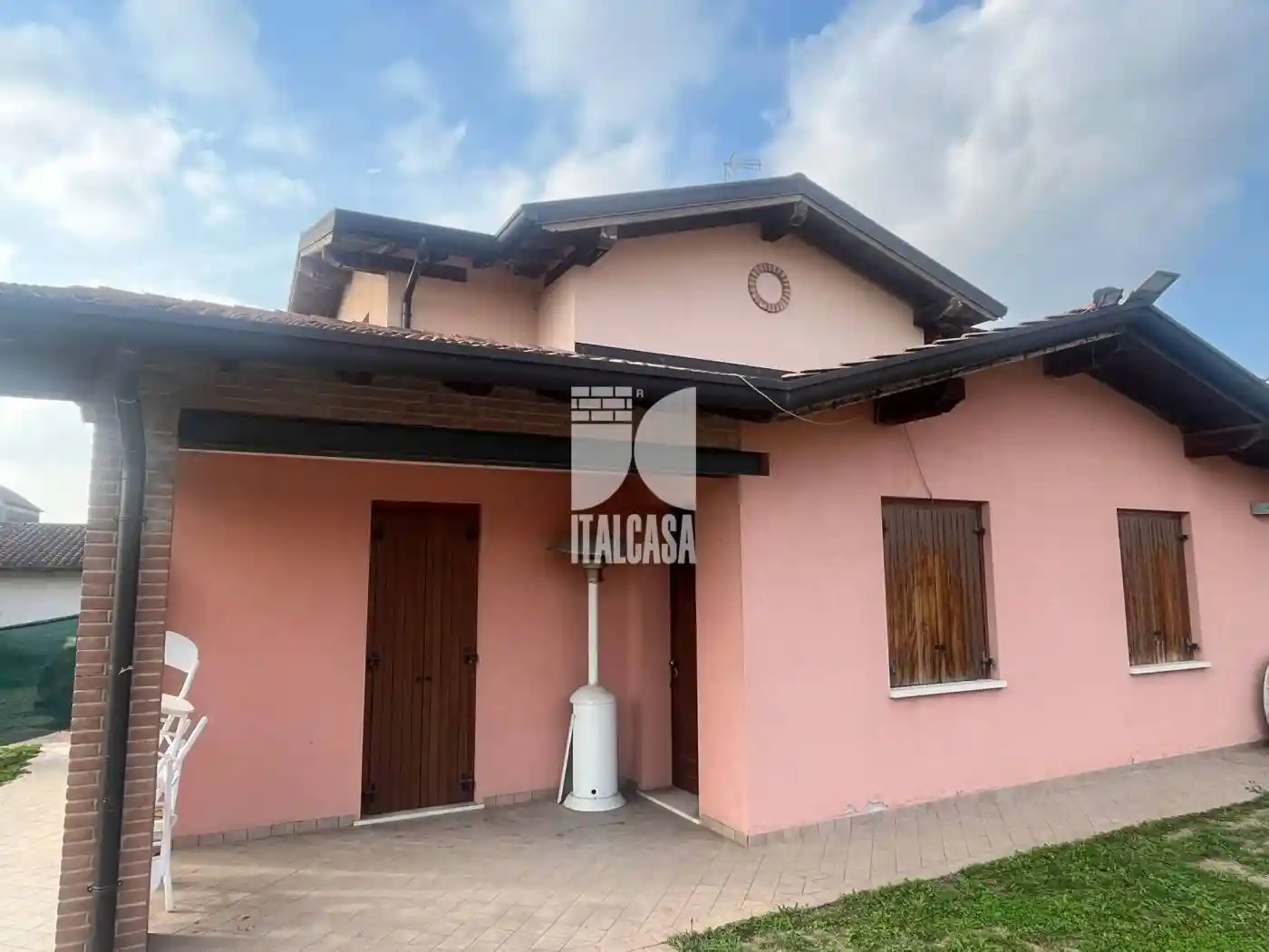 Villa in vendita a Castellucchio