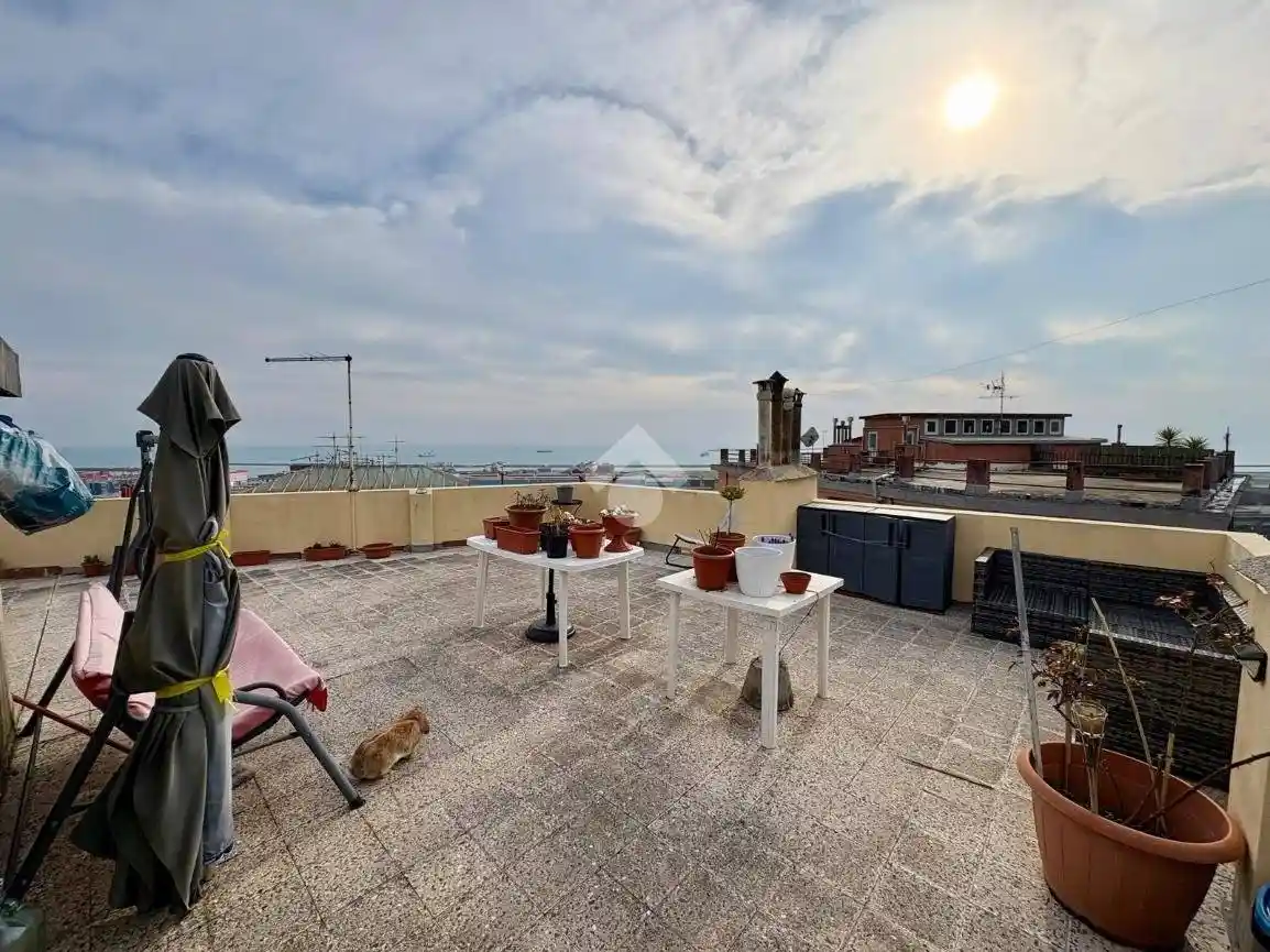 Appartamento in vendita a Genova