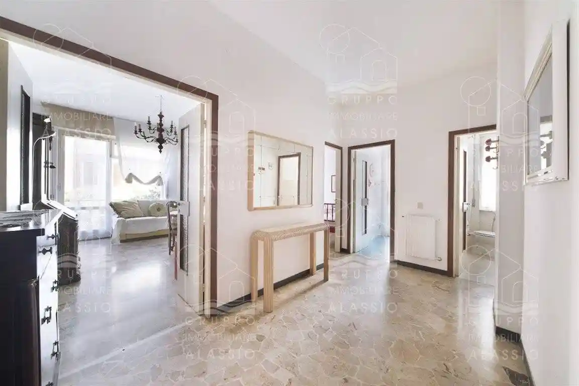 Appartamento in vendita a Alassio