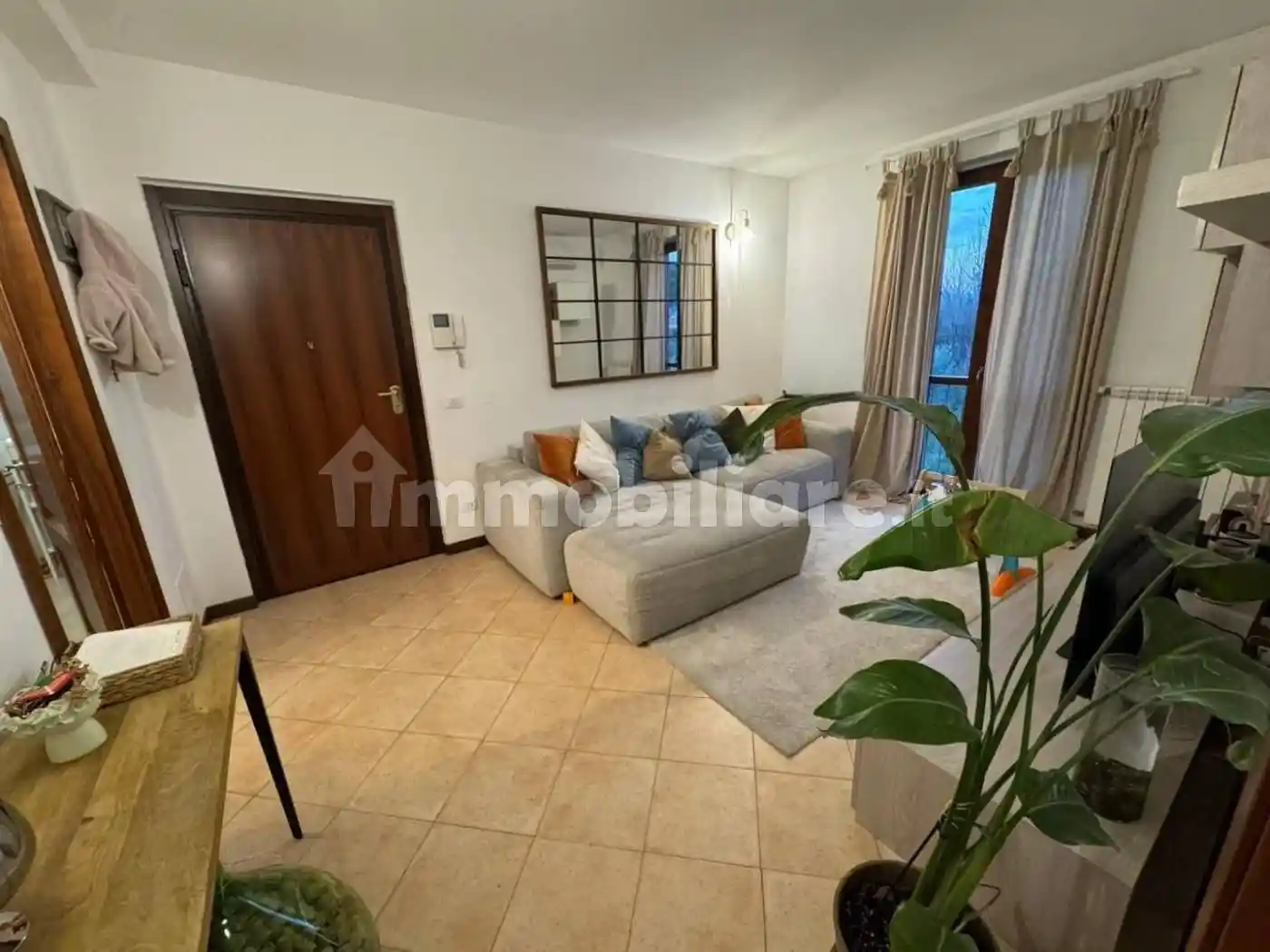 Appartamento in vendita a Cascina