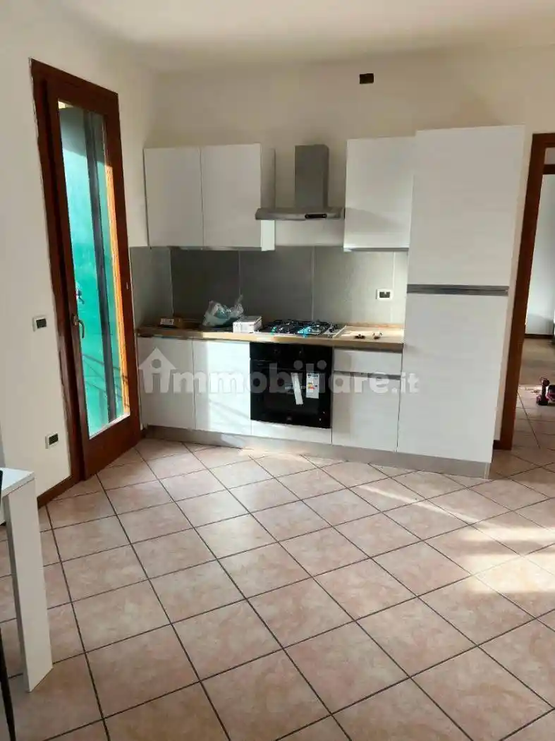 Appartamento in affitto a Rosà