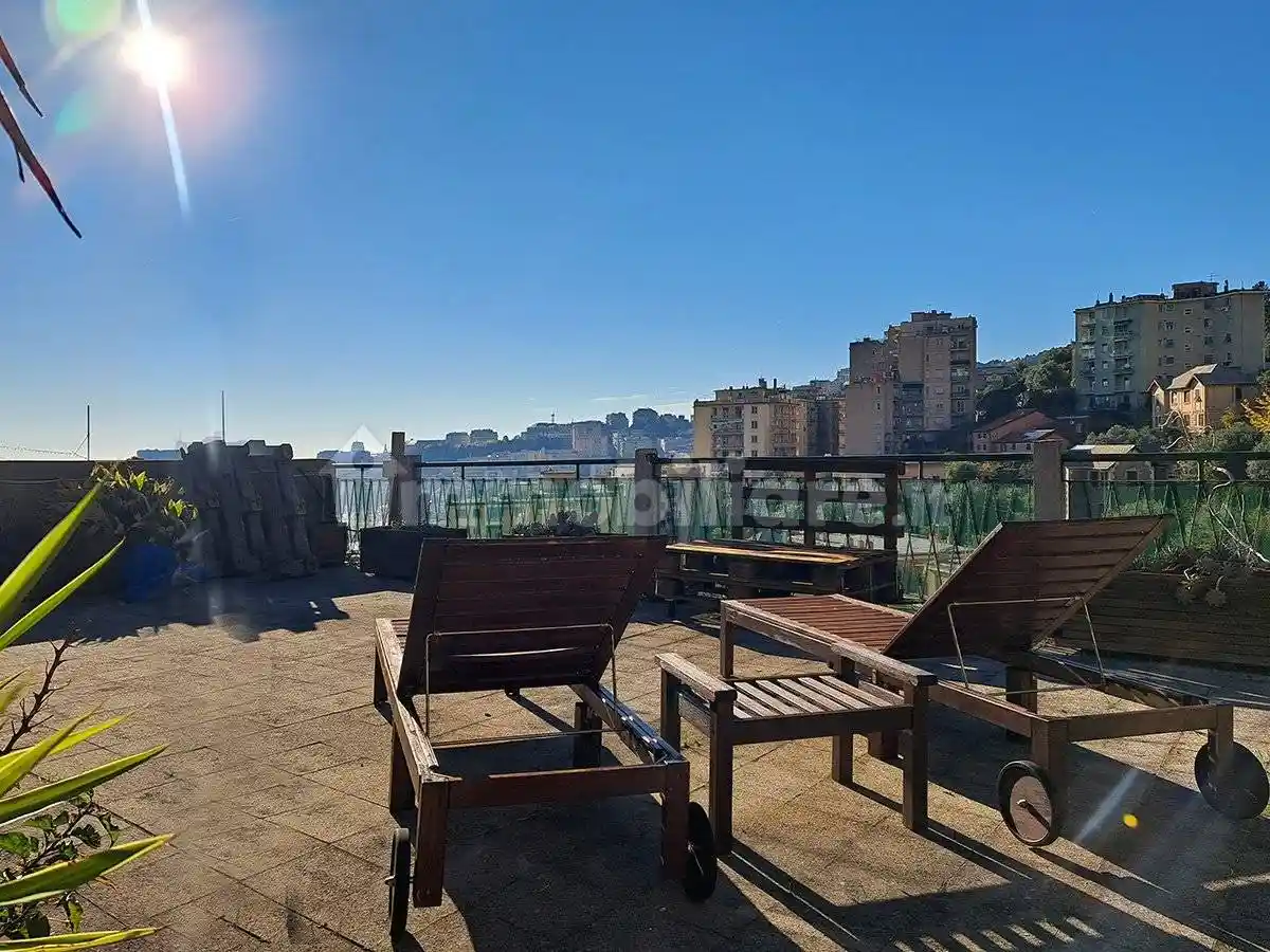 Appartamento in affitto a Genova