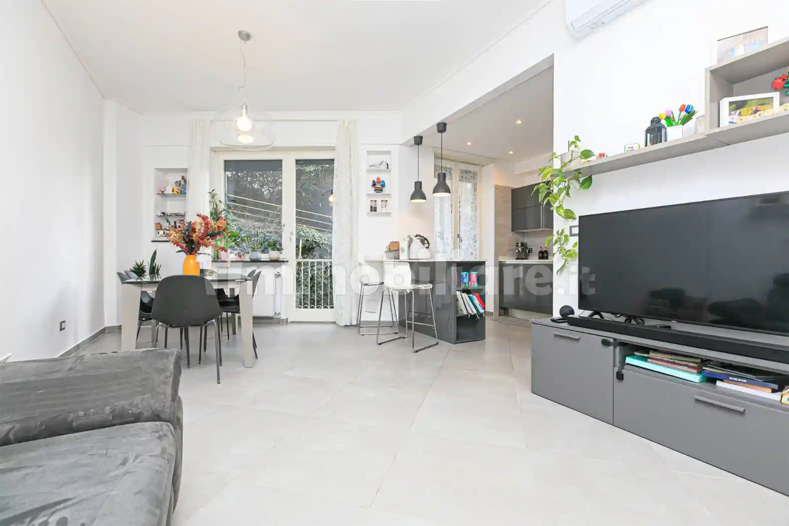 Appartamento in vendita a Genova